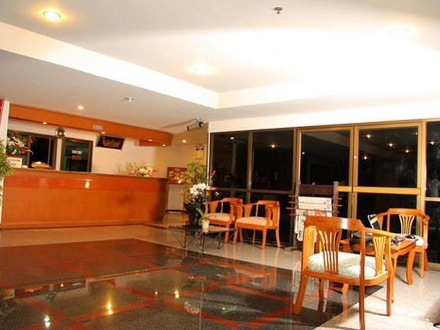 Js Tower Hotel Bangkok Exterior photo